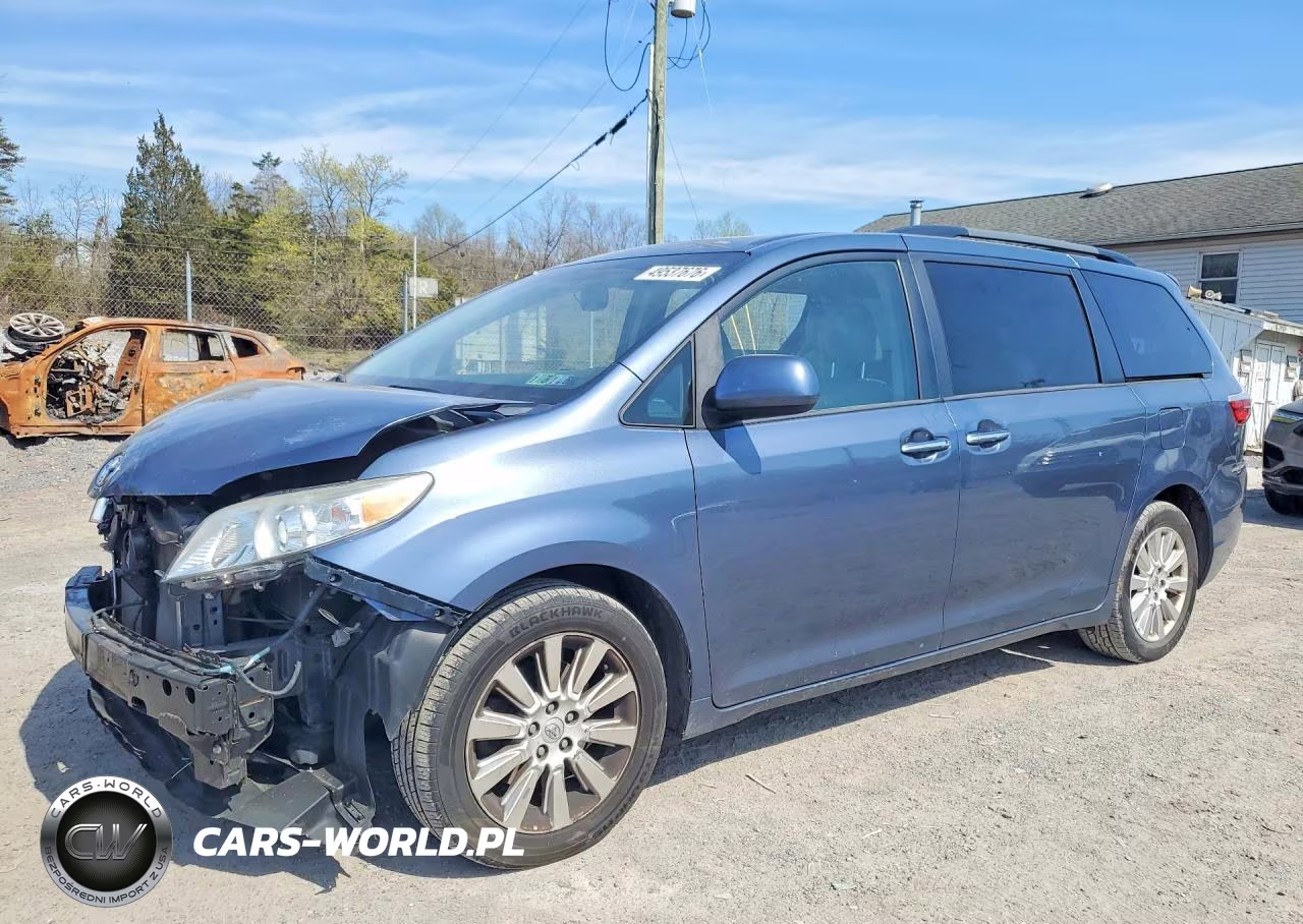 2015 Toyota Sienna