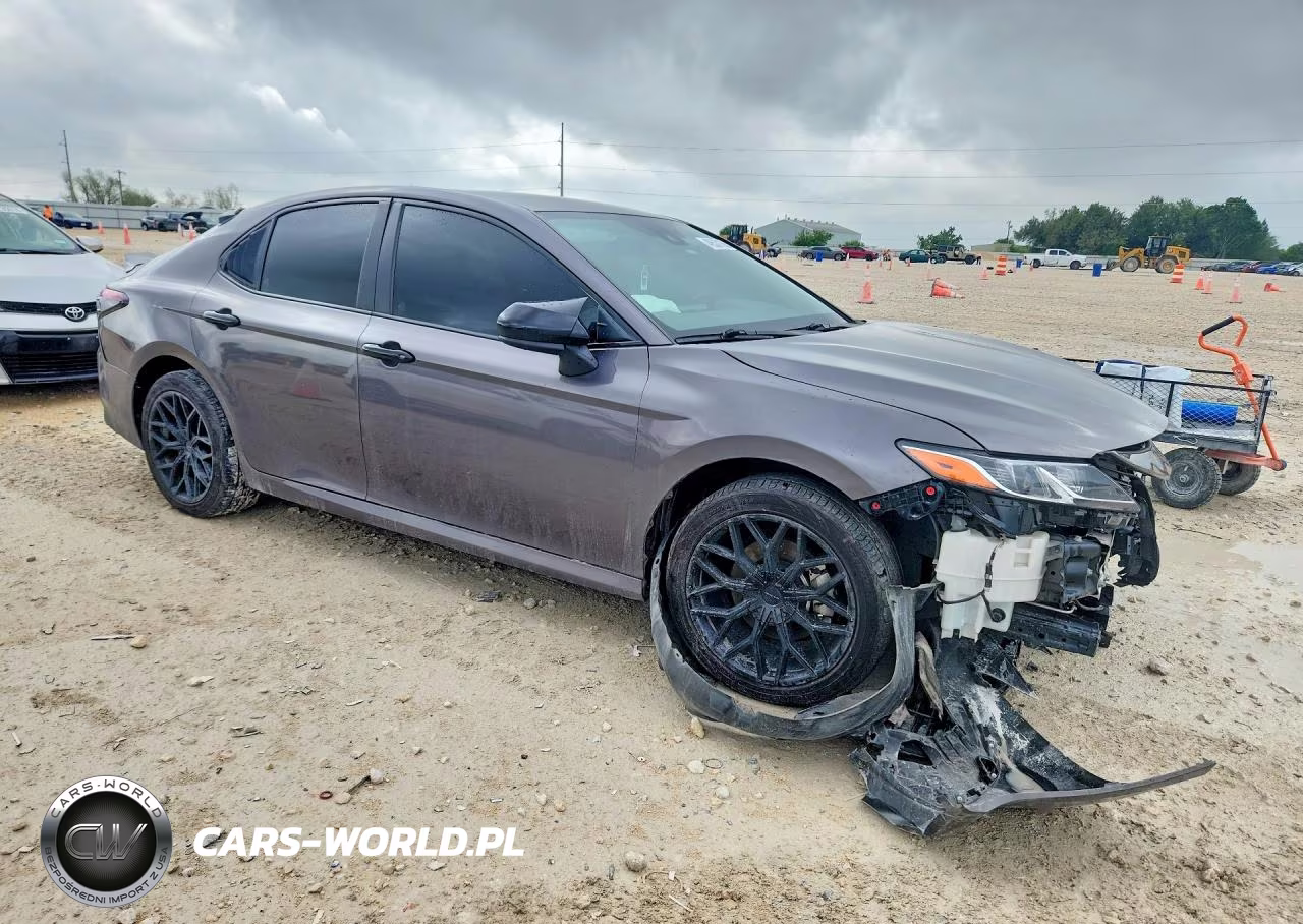 2023 Toyota Camry VIN:4T1C11AKXPU735809 - 4