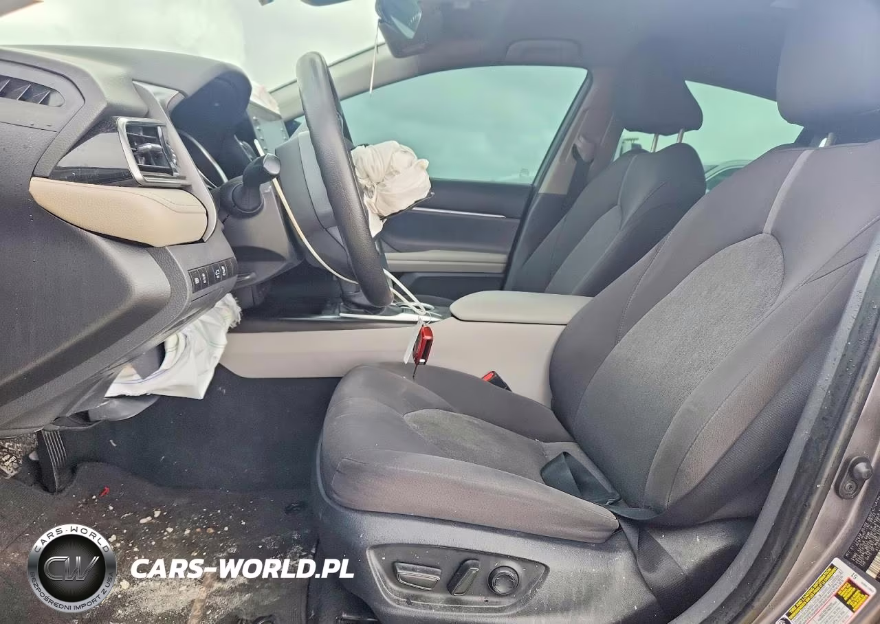 2023 Toyota Camry VIN:4T1C11AKXPU735809 - 7