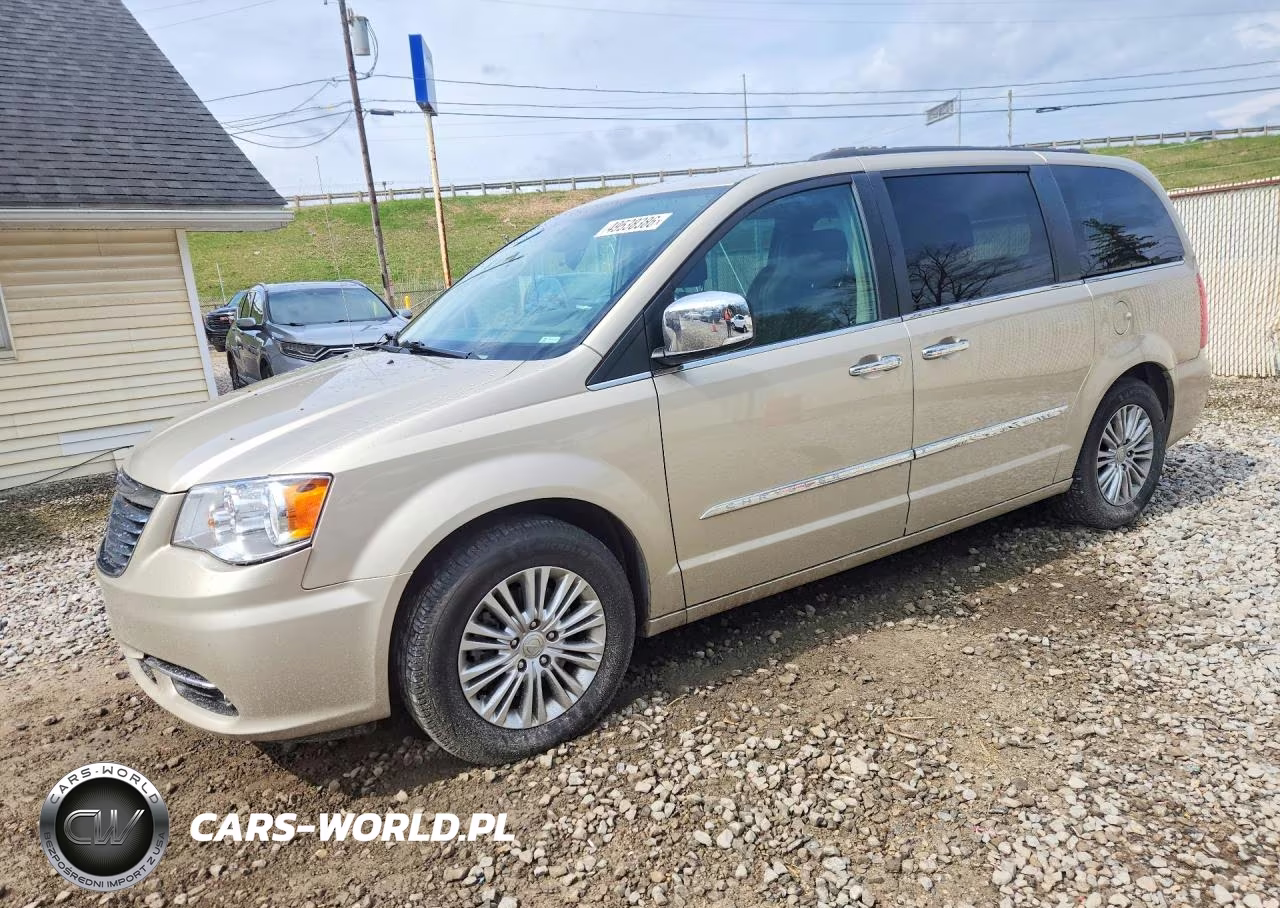 2015 Chrysler Town & Country Touring L – zdjęcie 1 z 13