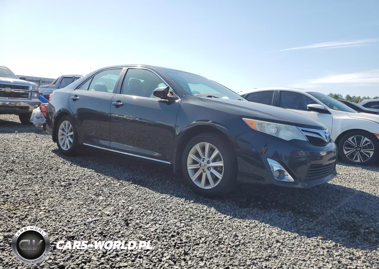 2012 Toyota Camry Xle VIN:4T4BF1FKXCR165896 - 4