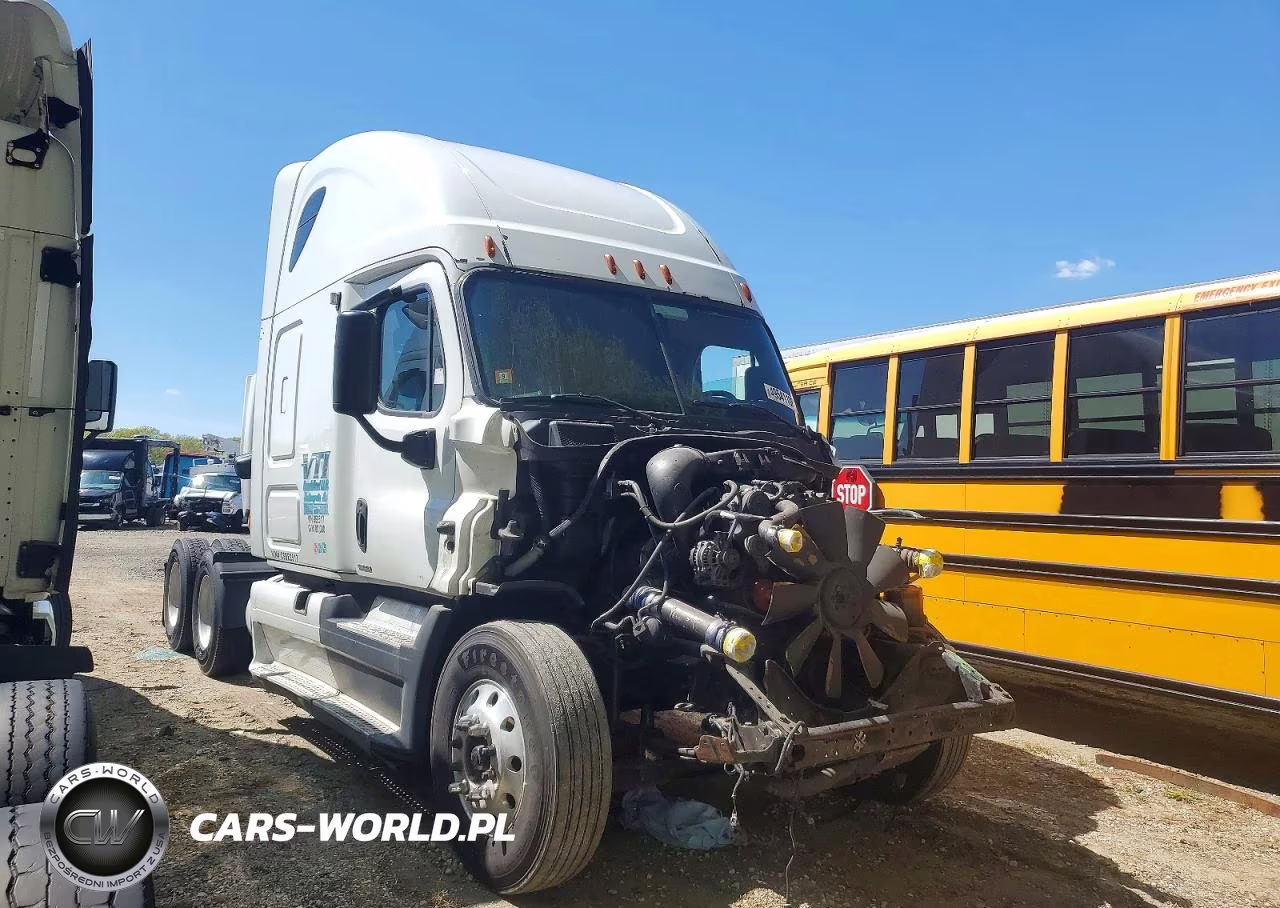 2012 Freightliner Cascadia 1 - Semi Truck