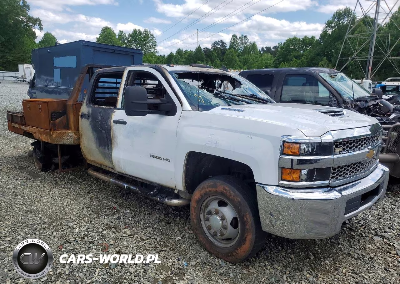 2019 Chevrolet Silverado K3500 VIN:1GB4KVCY0KF116667 - 4