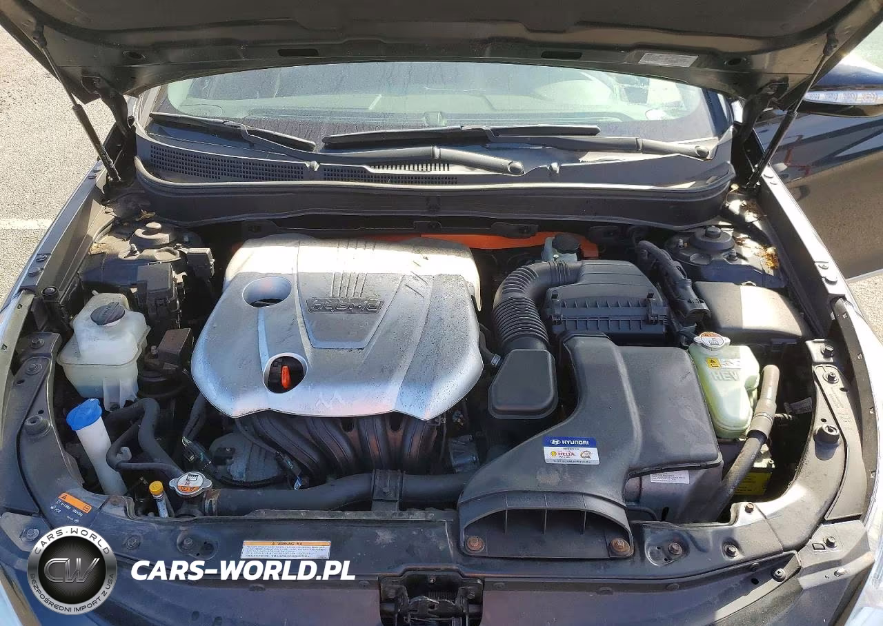 2015 Hyundai Sonata Hybrid Base VIN:KMHEC4A49FA133036 - 11