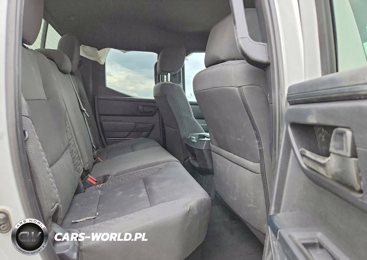 2025 Toyota Tundra Sr VIN:5TFKB5DA7SX267942 - 10