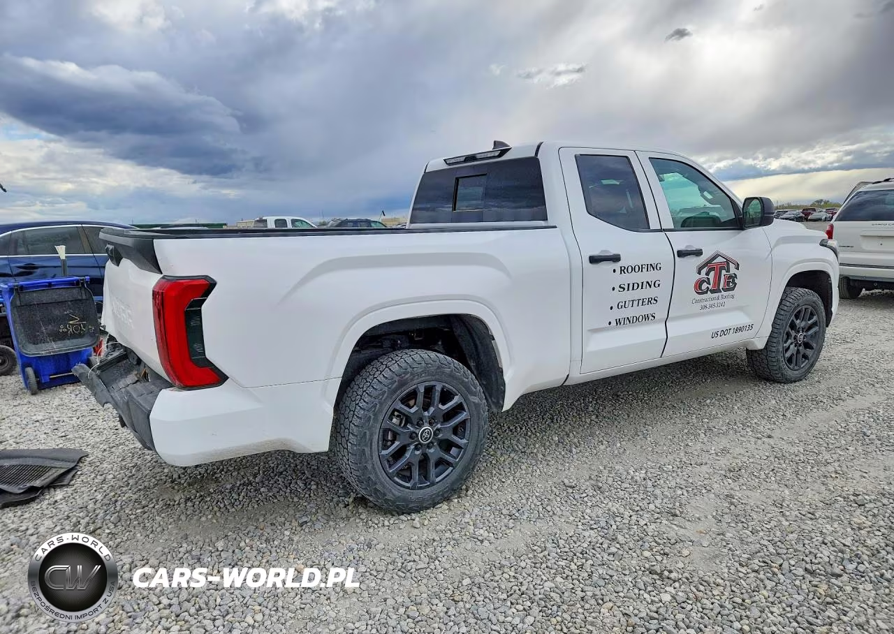 2025 Toyota Tundra Sr VIN:5TFKB5DA7SX267942 - 3