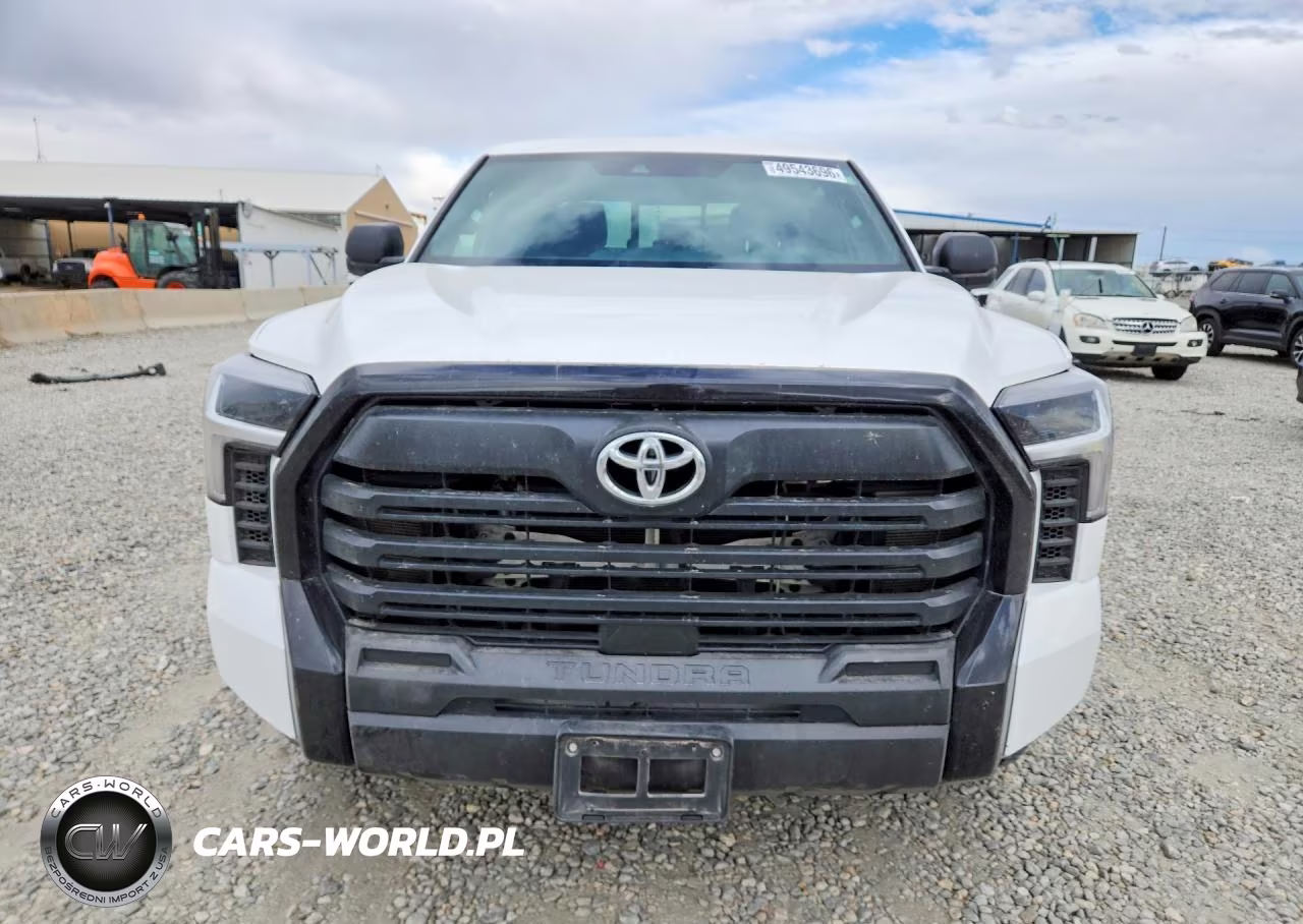 2025 Toyota Tundra Sr VIN:5TFKB5DA7SX267942 - 5