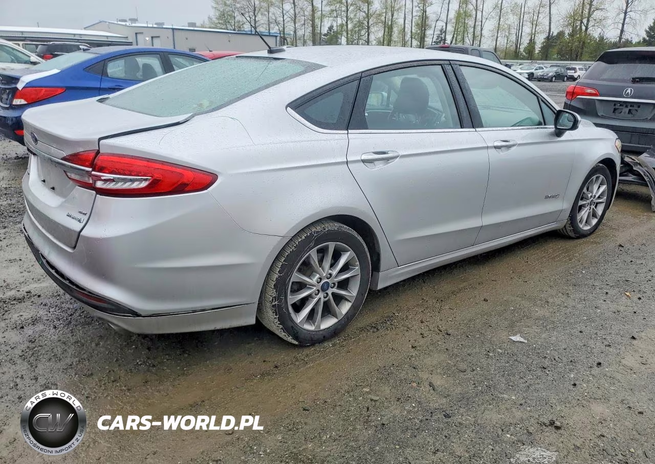 2017 Ford Fusion Se Hybrid VIN:3FA6P0LU0HR385162 - 3