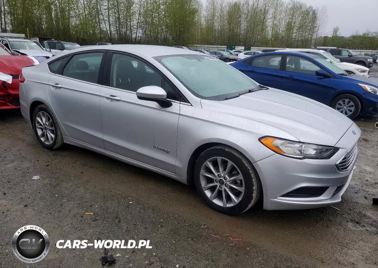 2017 Ford Fusion Se Hybrid VIN:3FA6P0LU0HR385162 - 4