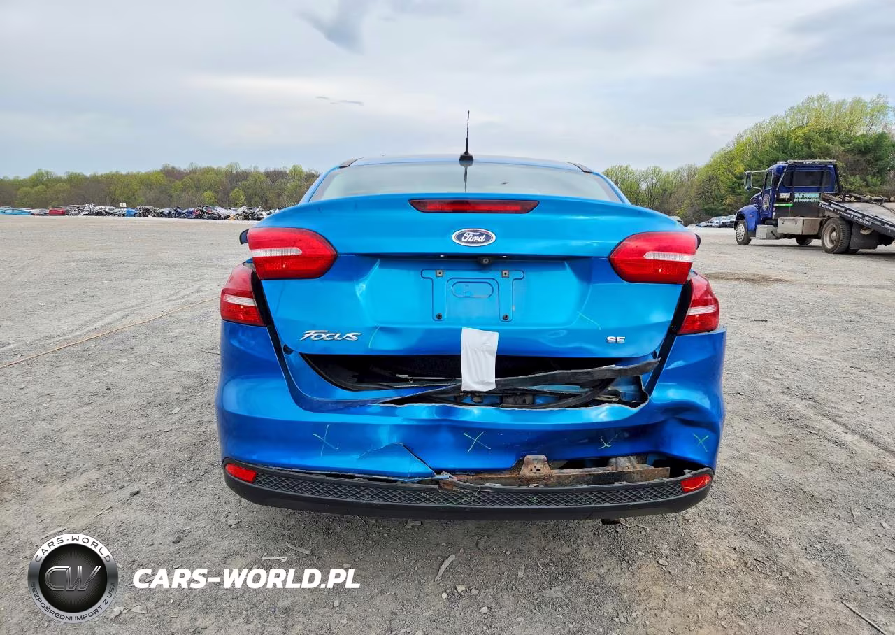 2015 Ford Focus Se VIN:1FADP3F21FL214077 - 6