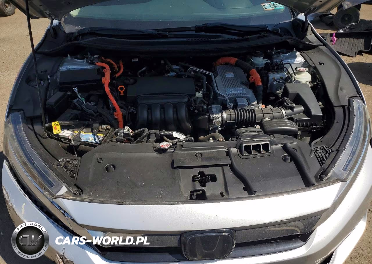 2018 Honda Clarity Touring VIN:JHMZC5F3XJC008165 - 11