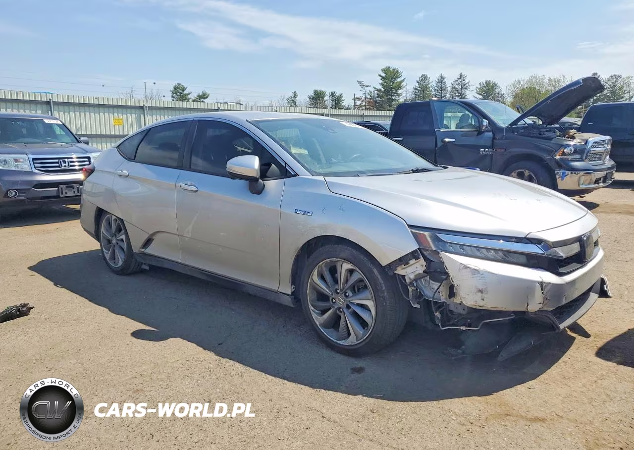 2018 Honda Clarity Touring VIN:JHMZC5F3XJC008165 - 4