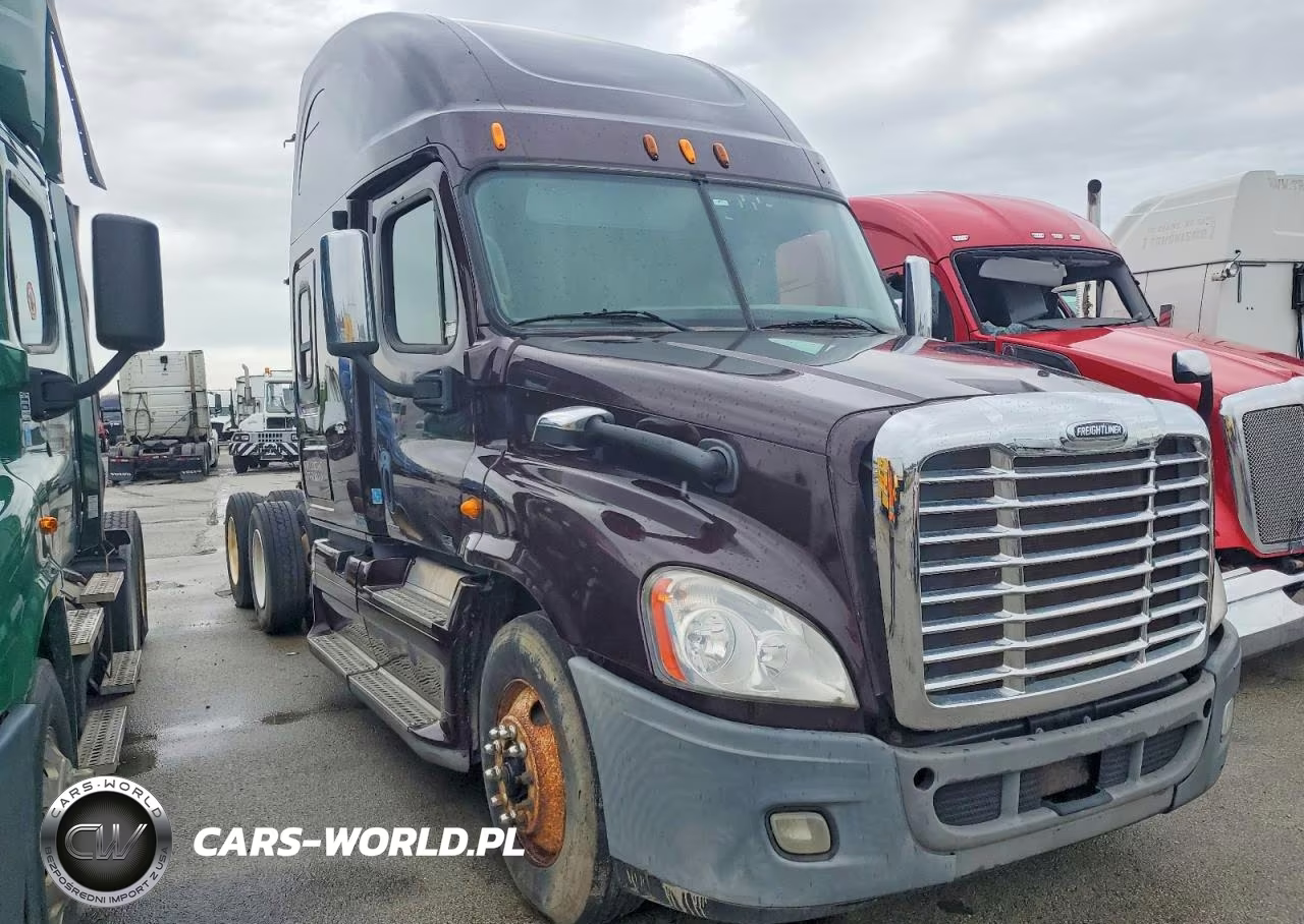 2012 Freightliner Cascadia Semi Truck
