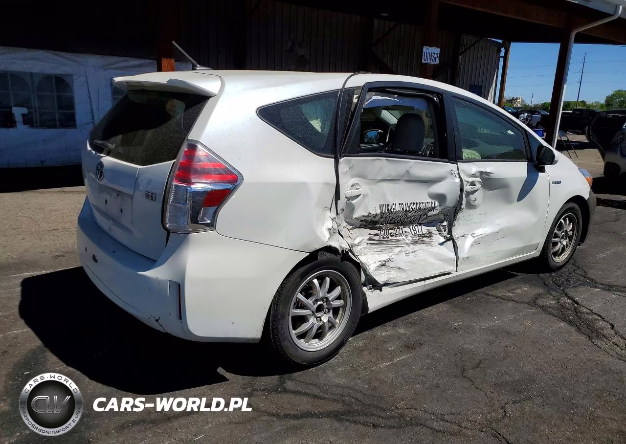 2015 Toyota Prius V Three VIN:JTDZN3EU9FJ018487 - 3