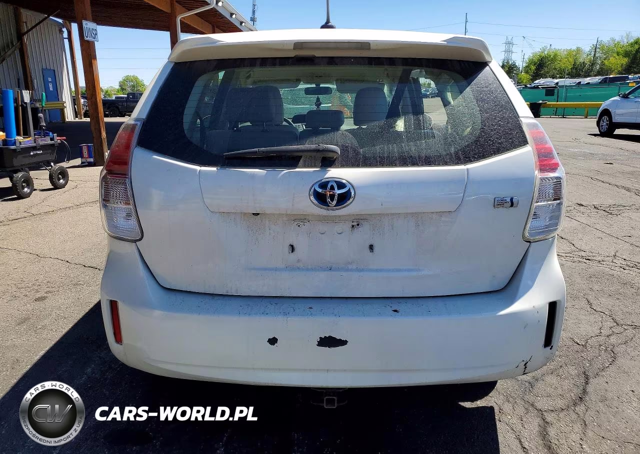 2015 Toyota Prius V Three VIN:JTDZN3EU9FJ018487 - 6