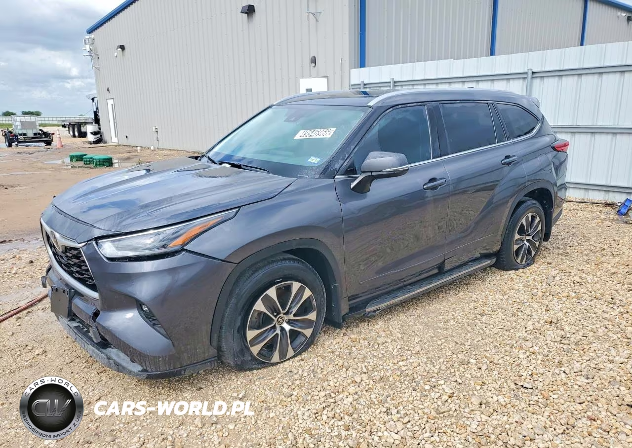 2022 Toyota Highlander Xle