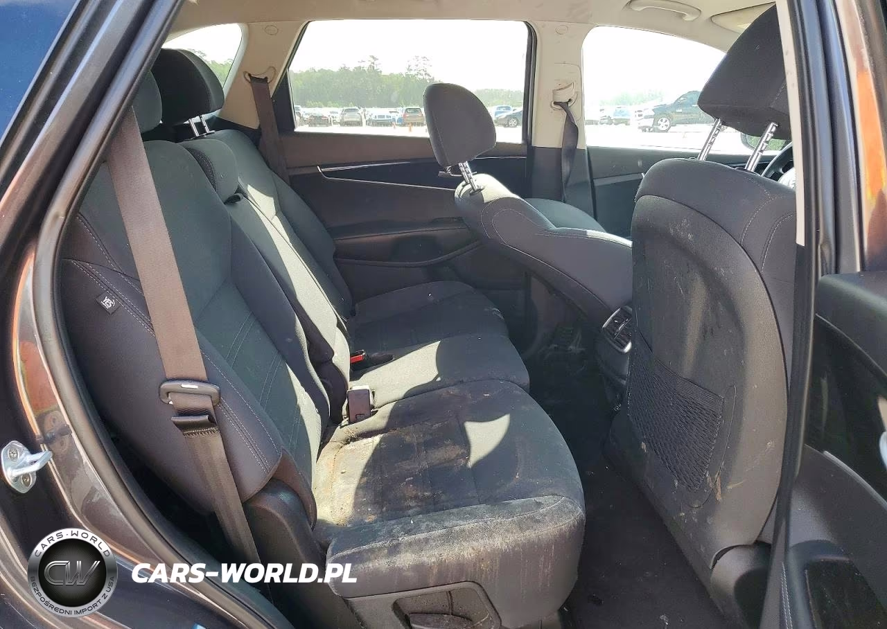 2019 Kia Sorento Lx V6 VIN:5XYPGDA53KG443817 - 11