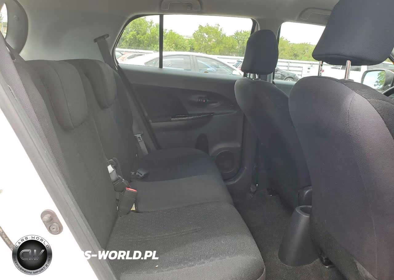 2010 Scion Xd Base VIN:JTKKU4B44A1001595 - 11
