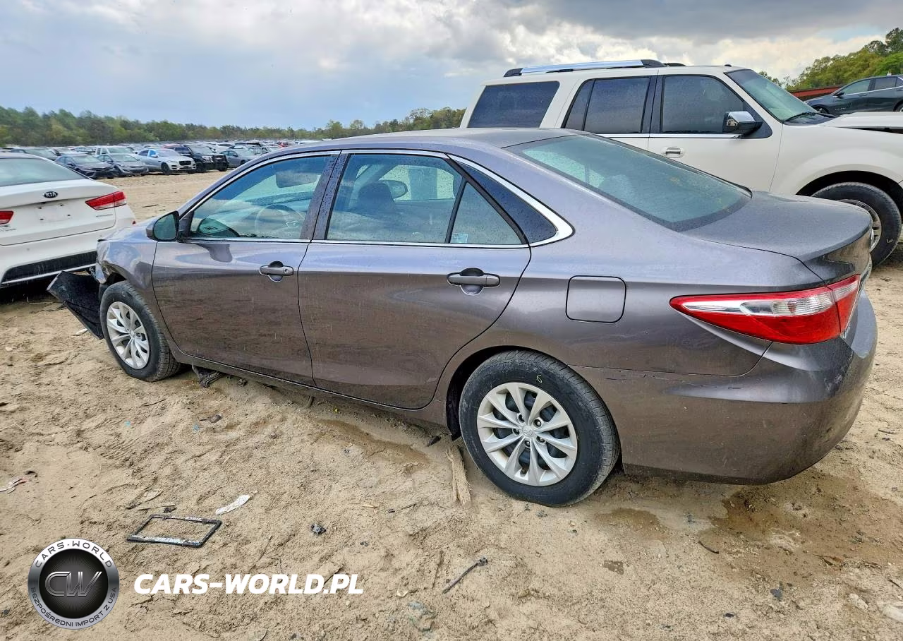 2016 Toyota Camry Le VIN:4T4BF1FK7GR519007 - 2