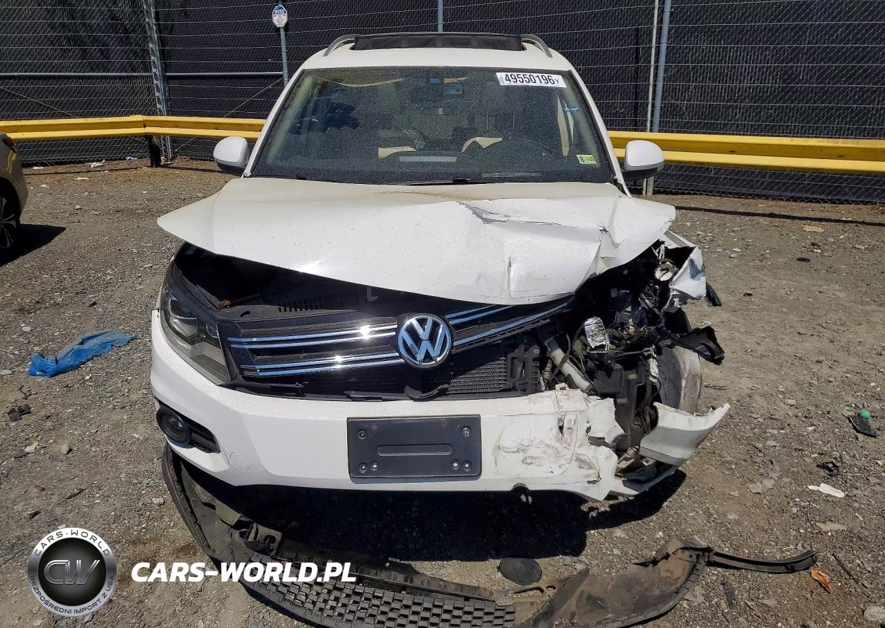 2012 Volkswagen Tiguan VIN:WVGAV7AX9CW002286 - 5