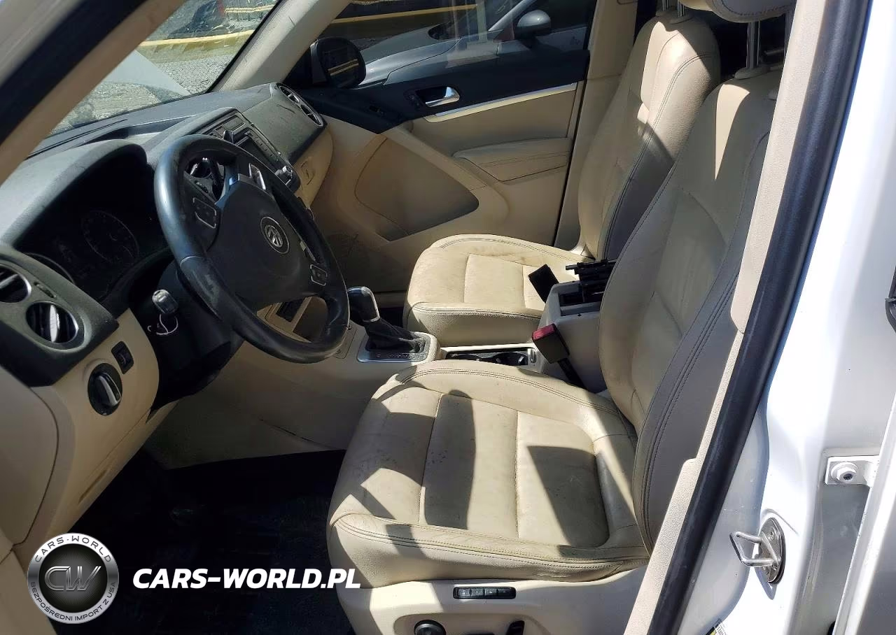 2012 Volkswagen Tiguan VIN:WVGAV7AX9CW002286 - 7