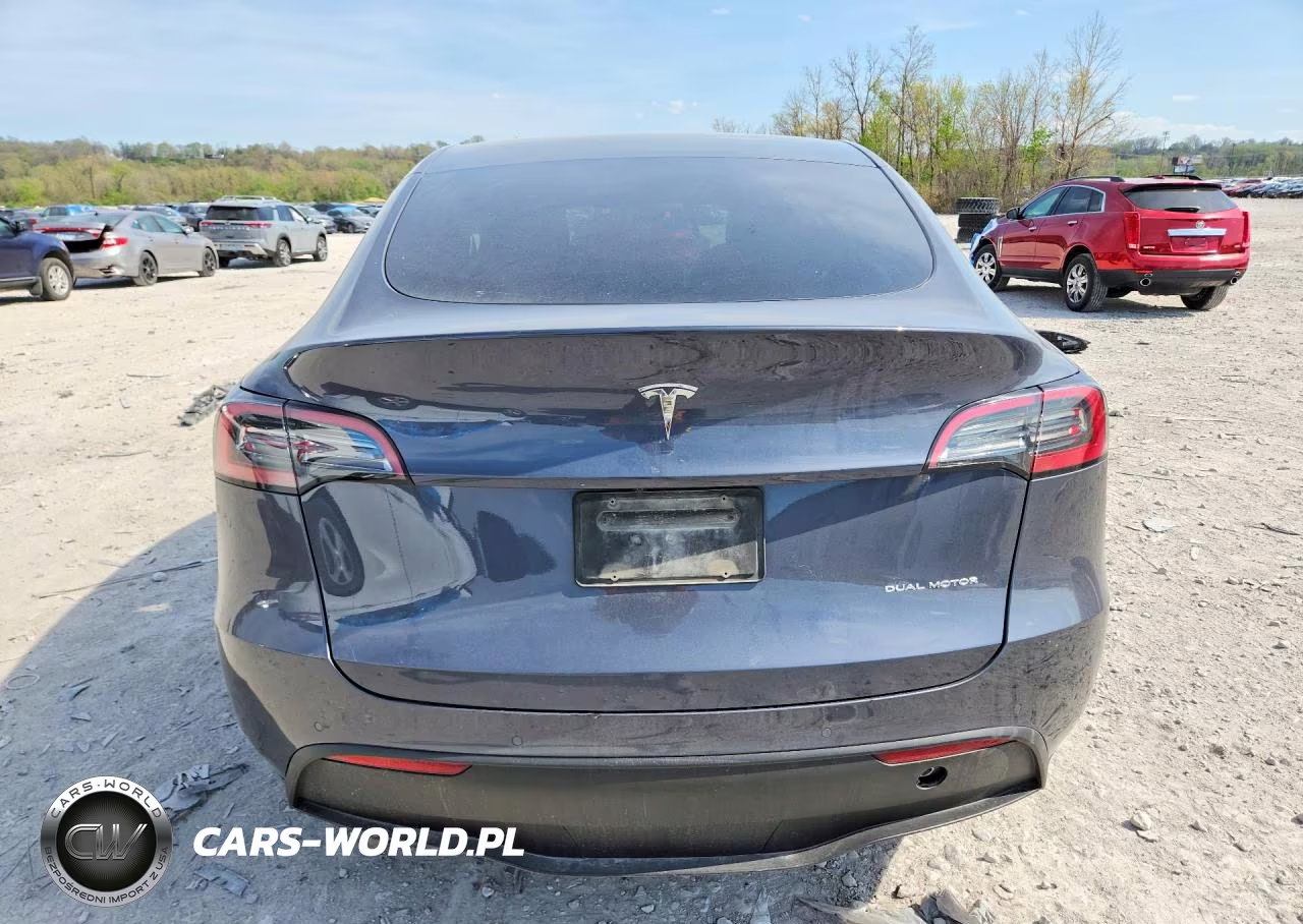 2022 Tesla Model Y VIN:7SAYGDEE2NF574931 - 6
