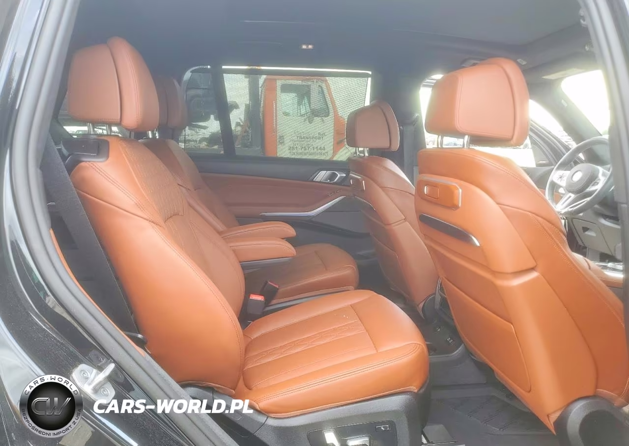 2025 BMW X7 M60I VIN:5UX33EM02S9X77515 - 11