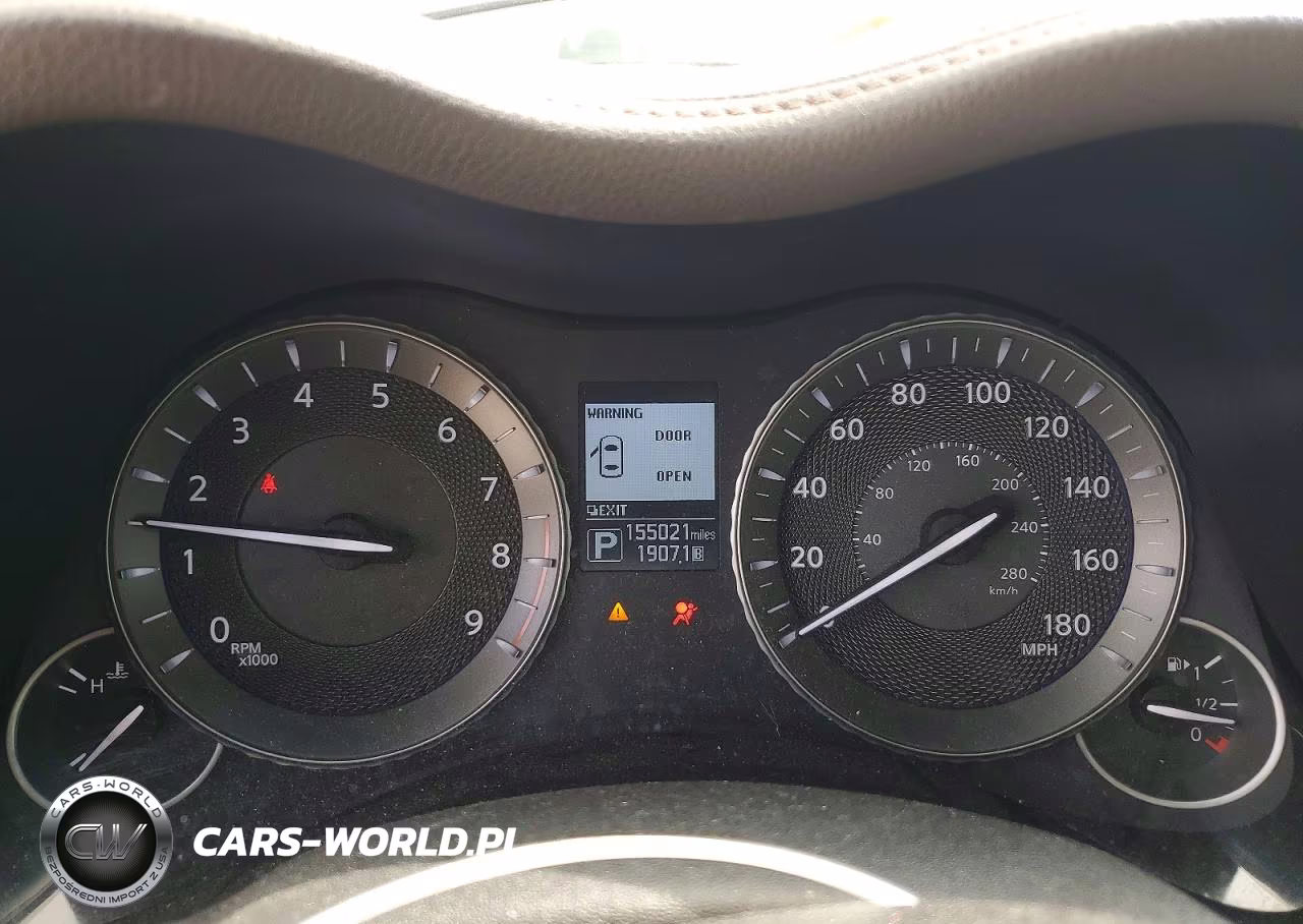 2015 Infiniti Q70 3.7 VIN:JN1BY1AP9FM540714 - 9