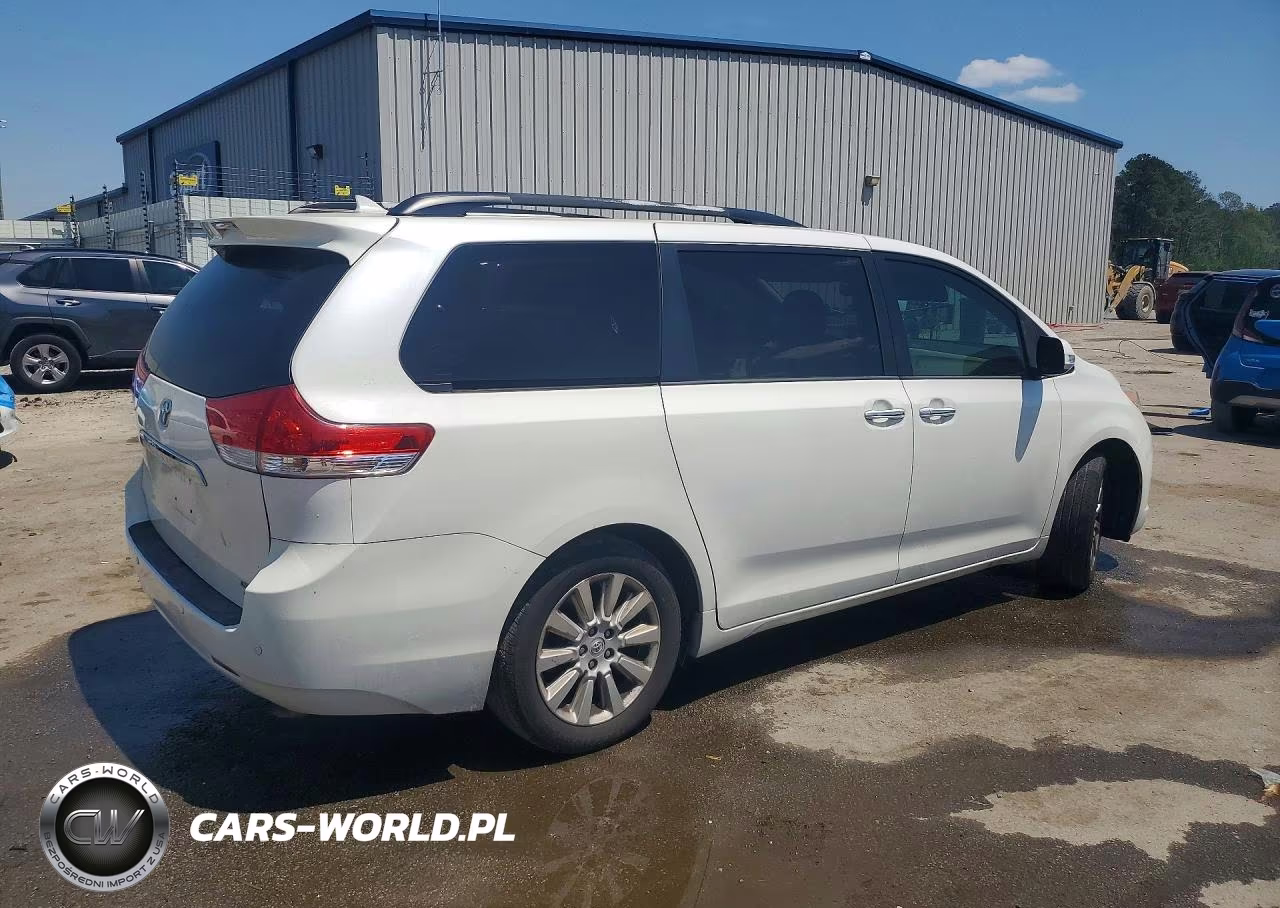 2013 Toyota Sienna Limited 7-Passenger VIN:5TDDK3DCXDS052675 - 3