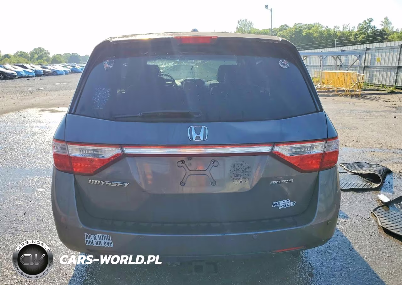 2013 Honda Odyssey Touring VIN:5FNRL5H96DB002115 - 6