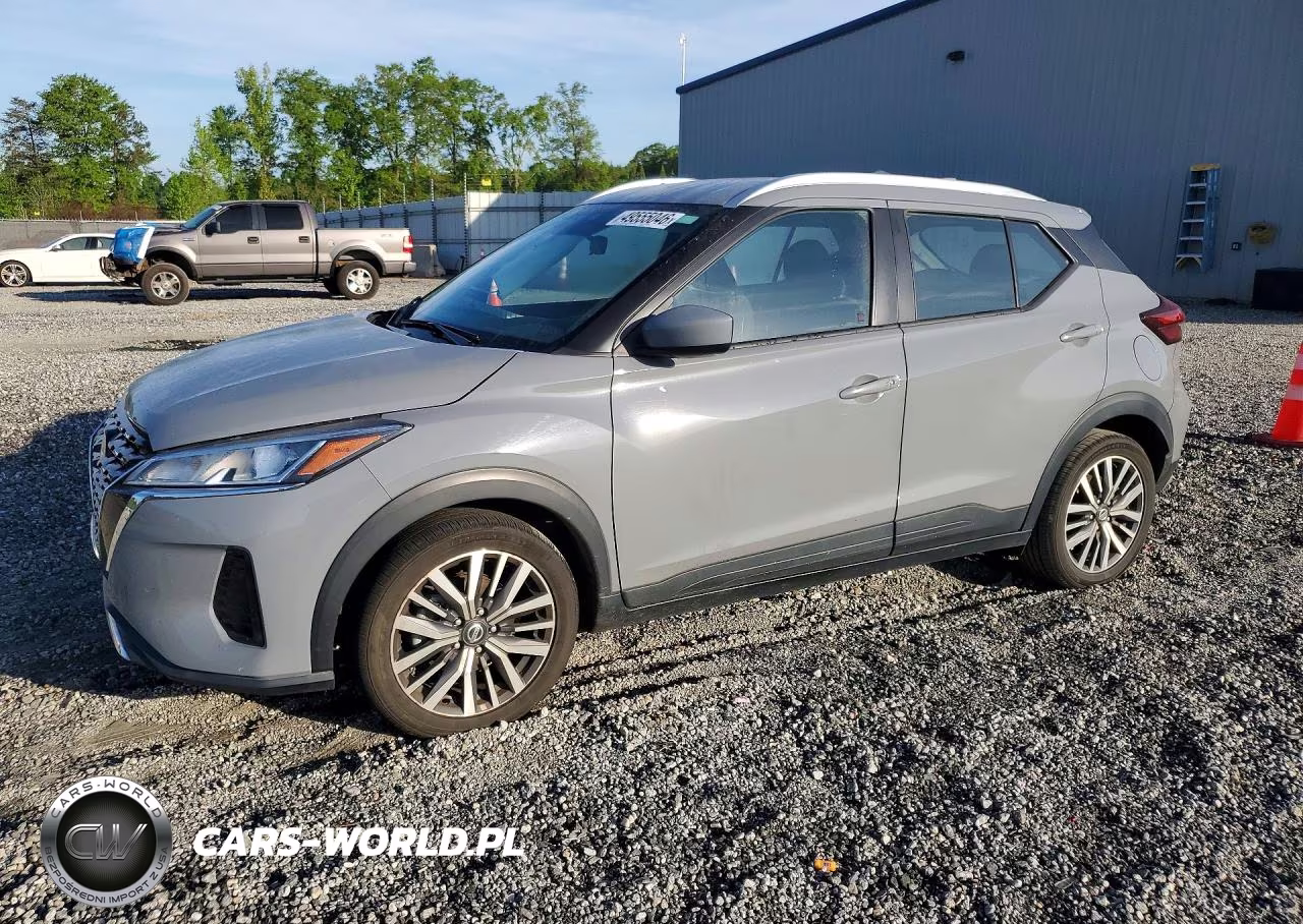 2021 Nissan Kicks Sv