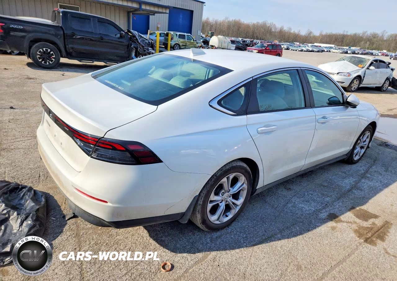 2025 Honda Accord Lx VIN:1HGCY1F27SA034052 - 3