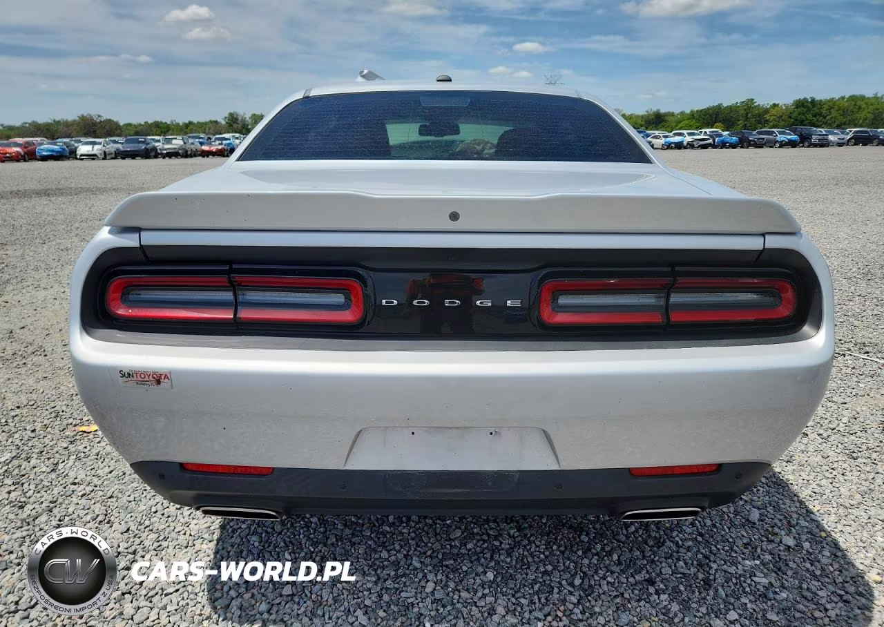 2021 Dodge Challenger Sxt VIN:2C3CDZAG6MH623243 - 6