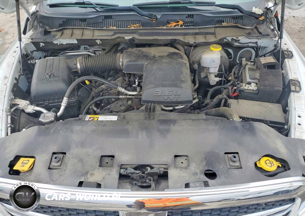2022 Ram 1500 Classic Tradesman VIN:3C6RR7KG6NG310552 - 11