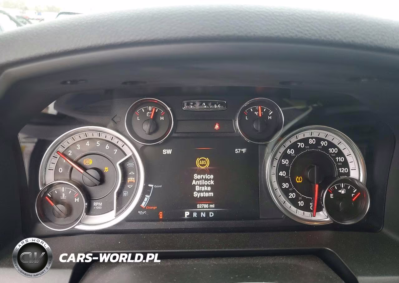 2022 Ram 1500 Classic Tradesman VIN:3C6RR7KG6NG310552 - 9