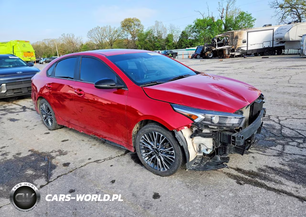 2024 Kia Forte Gt Line VIN:3KPF54AD3RE751523 - 4