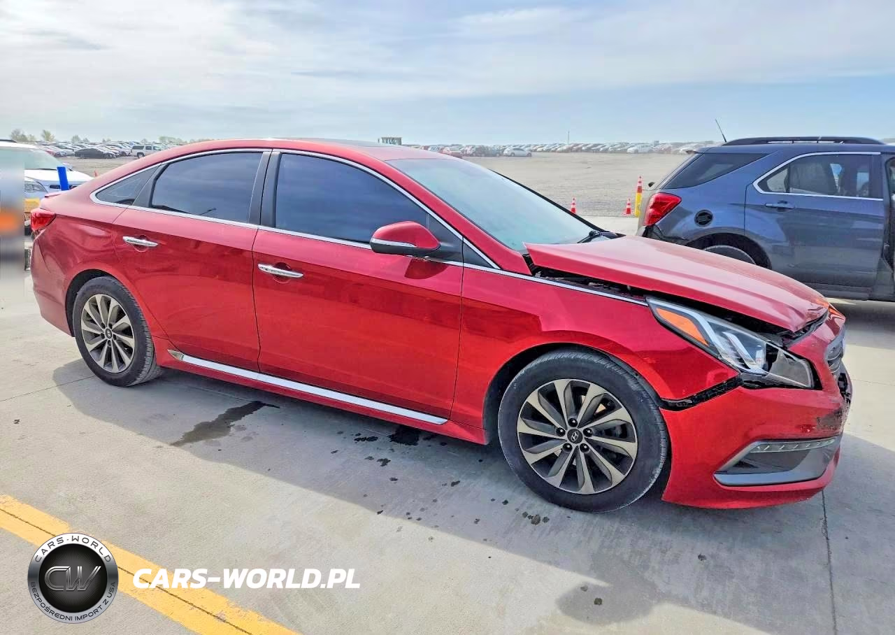 2017 Hyundai Sonata Sport VIN:5NPE34AF3HH581225 - 4