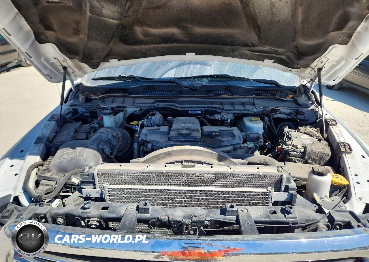 2018 Ram 2500 Longhorn VIN:3C6UR5PL6JG351939 - 11