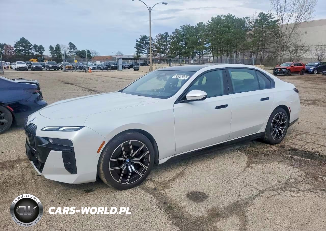 2026 BMW 760 Xi