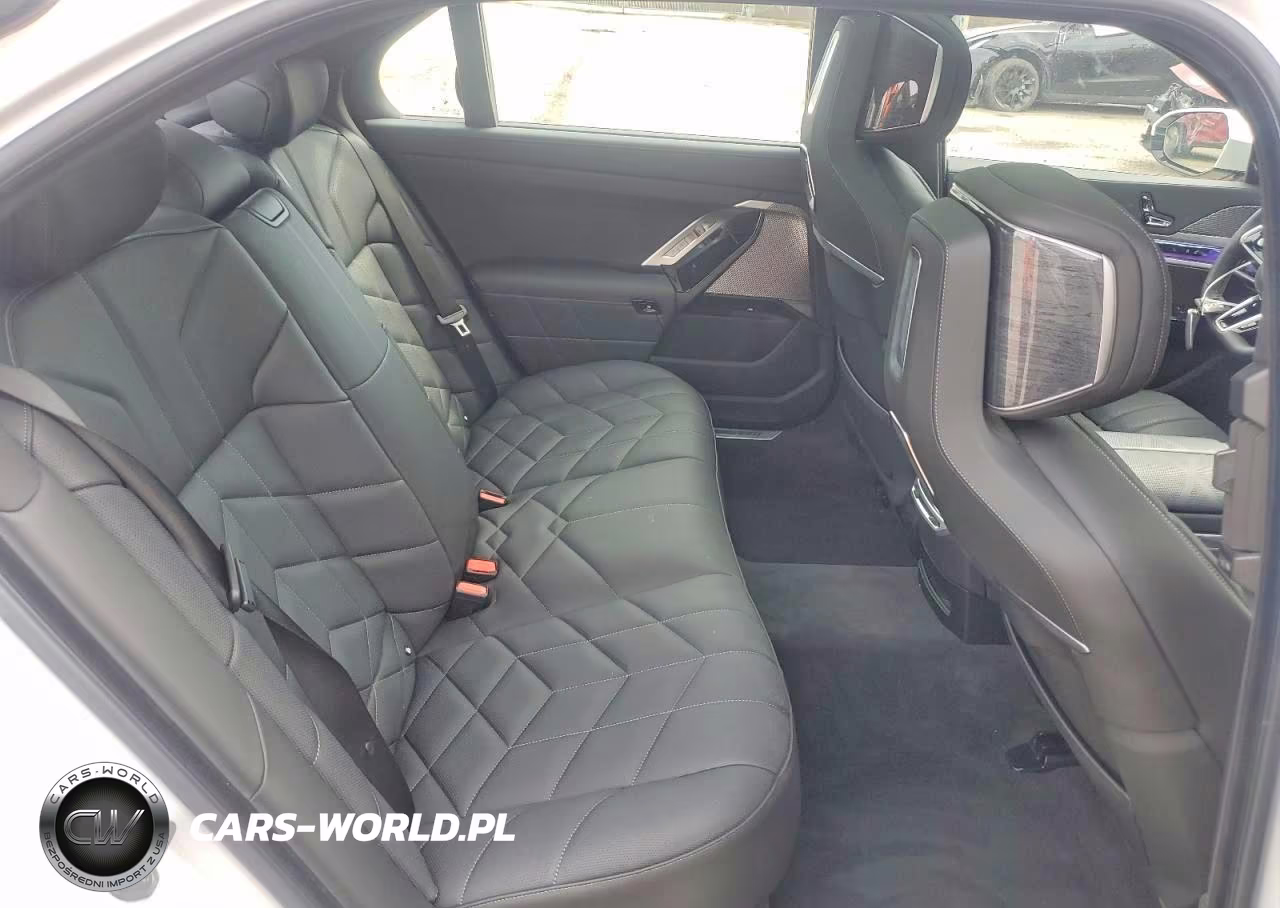 2026 BMW 760 Xi VIN:WBA33EJ01TCW60211 - 10