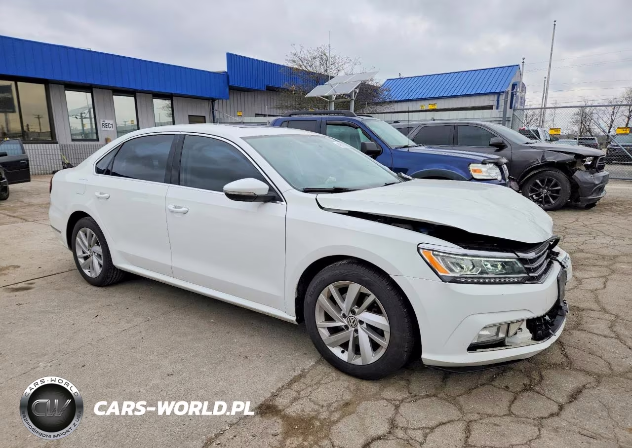 2018 Volkswagen Passat Se VIN:1VWBA7A31JC026532 - 4