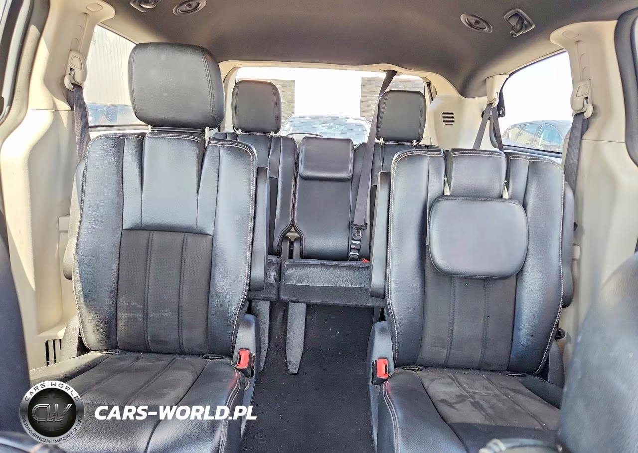 2019 Dodge Grand Caravan Sxt VIN:2C4RDGCGXKR660374 - 10