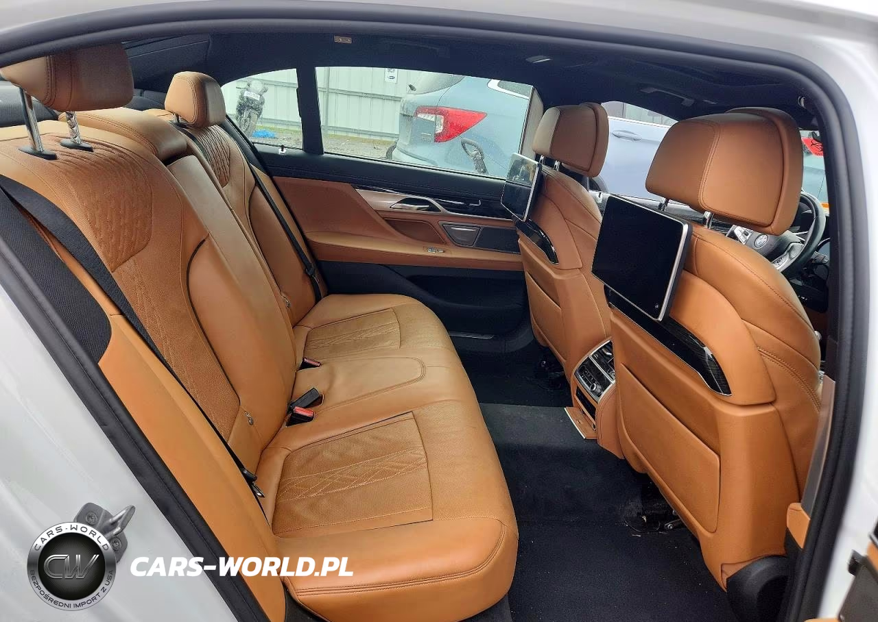 2016 BMW 750 Xi VIN:WBA7F2C57GG419073 - 10