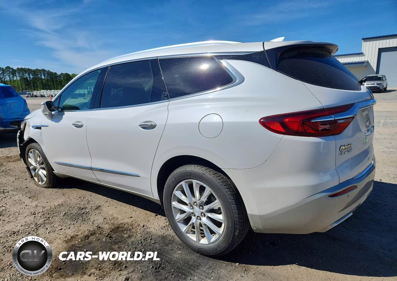 2018 Buick Enclave Premium VIN:5GAERCKW2JJ133743 - 2