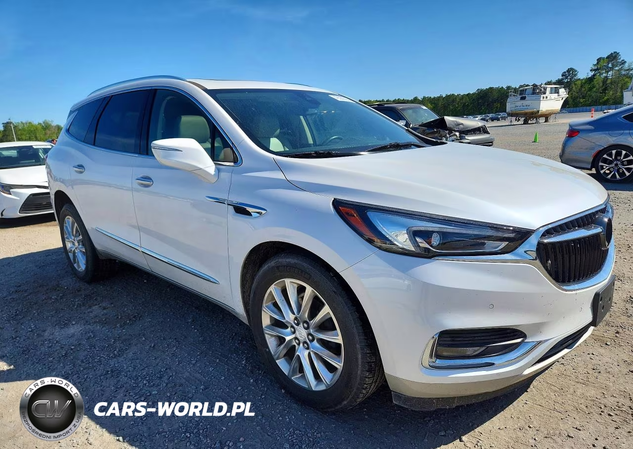 2018 Buick Enclave Premium VIN:5GAERCKW2JJ133743 - 4