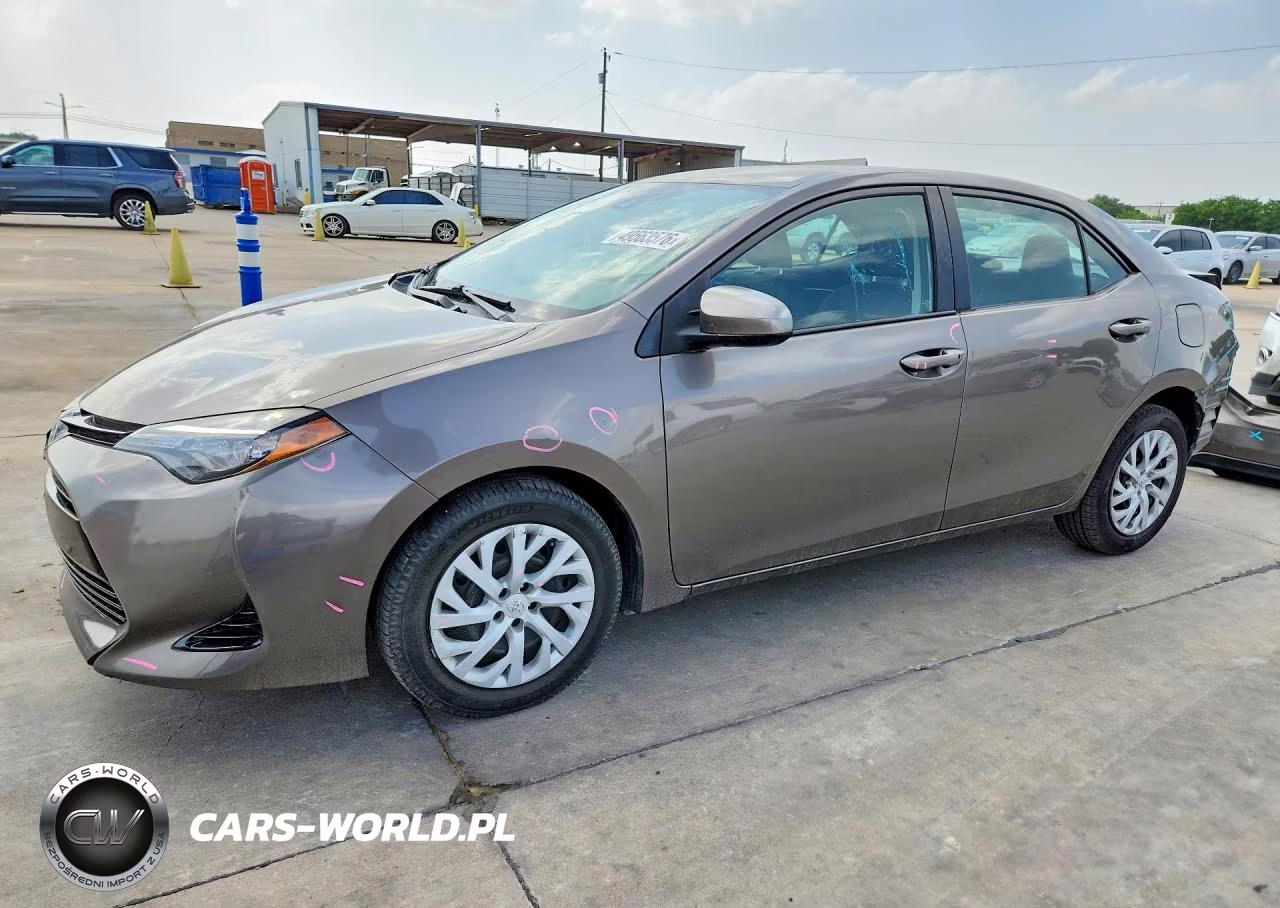 2017 Toyota Corolla Le – zdjęcie 1 z 13