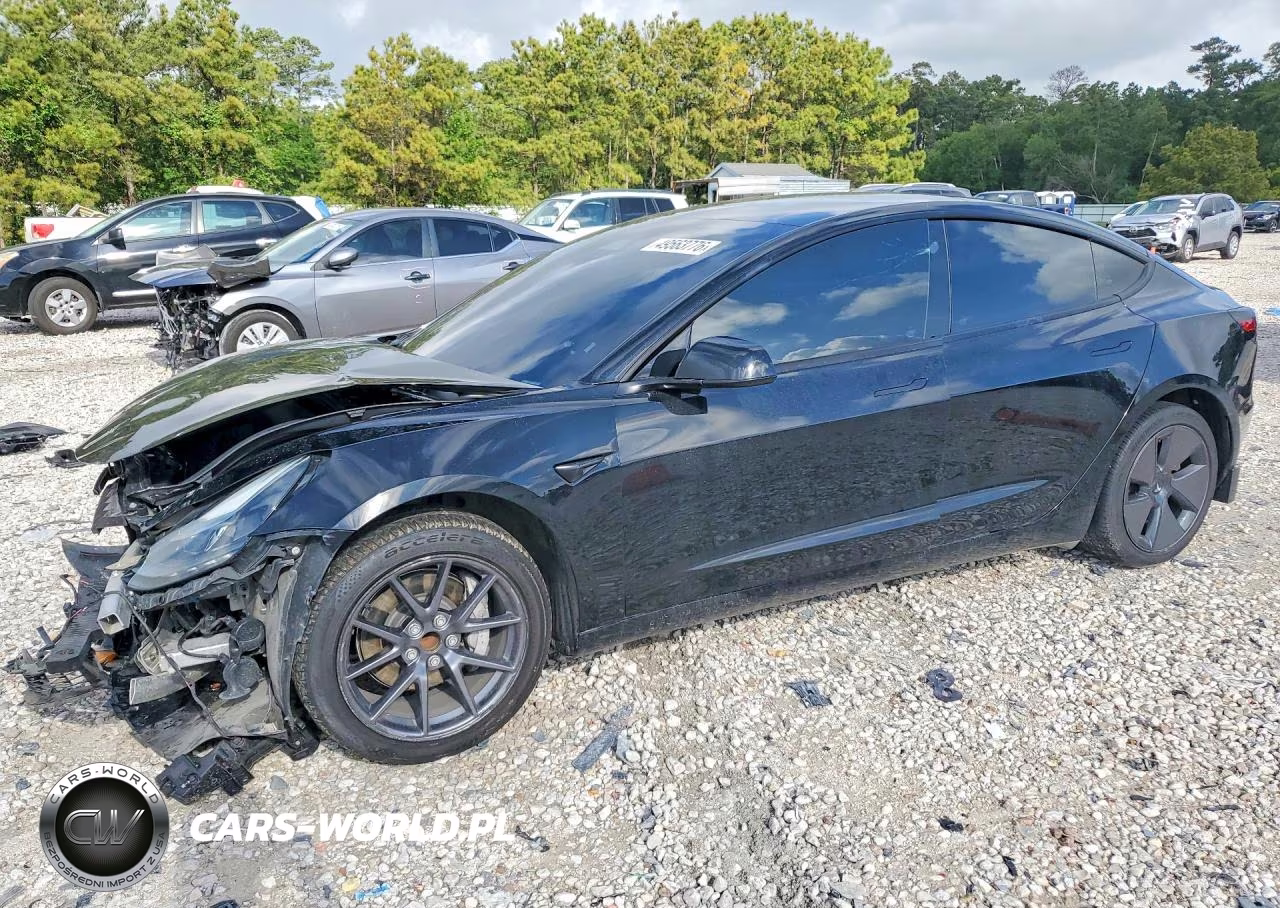 2023 Tesla Model 3 – zdjęcie 1 z 12