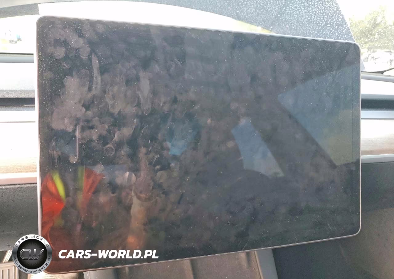 2023 Tesla Model 3 VIN:5YJ3E1EA4PF426162 - 9