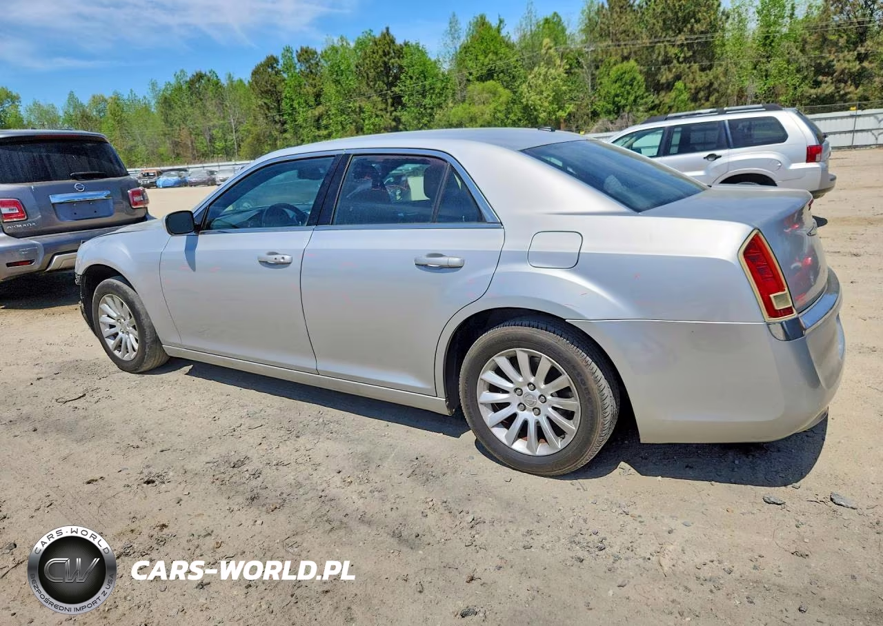 2012 Chrysler 300 VIN:2C3CCAAGXCH126733 - 2