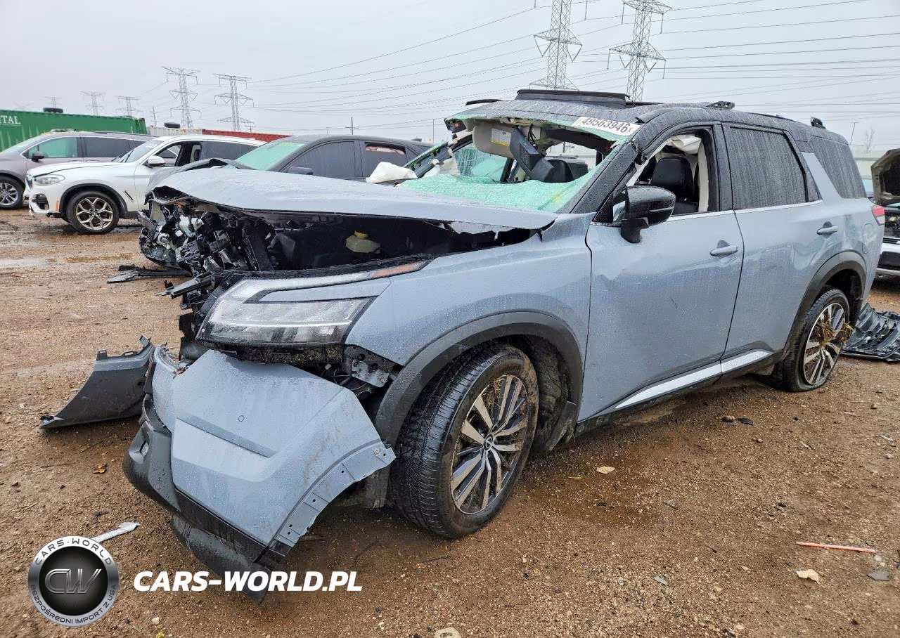 2022 Nissan Pathfinder Platinum